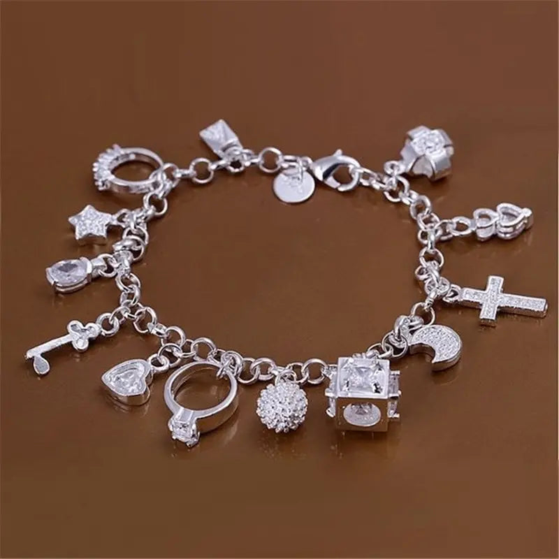 Bracelet Femme Argent Élégant avec Pendentifs – Bijou Chic et Tendance