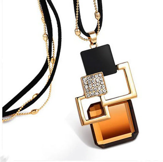 Collier femme élégante - Bijou géométrique chic